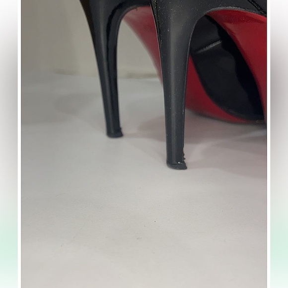 Christian Louboutin Red Bottom Pumps 38.5 - Picture 8 of 13